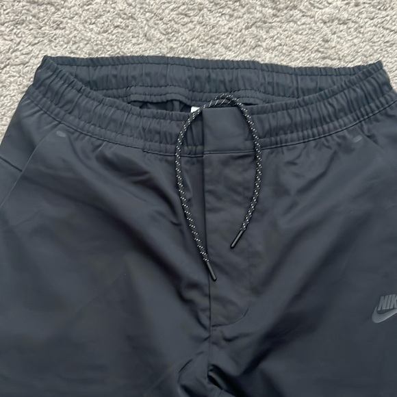 Nike Tech Pants - Men’s Size Medium Unworn NWOT Black 3 Pocket - Picture 2 of 7